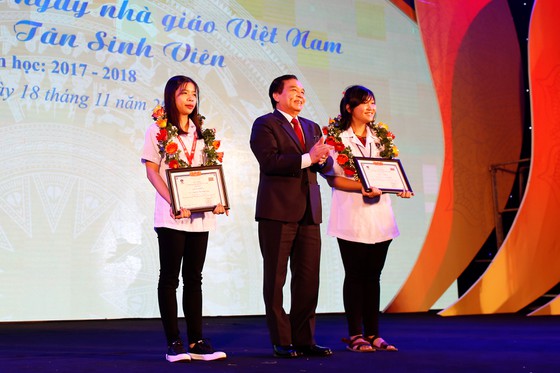 Đại học Nguyễn Tất Thành: 20 tỷ đồng học bổng cho sinh viên ảnh 2