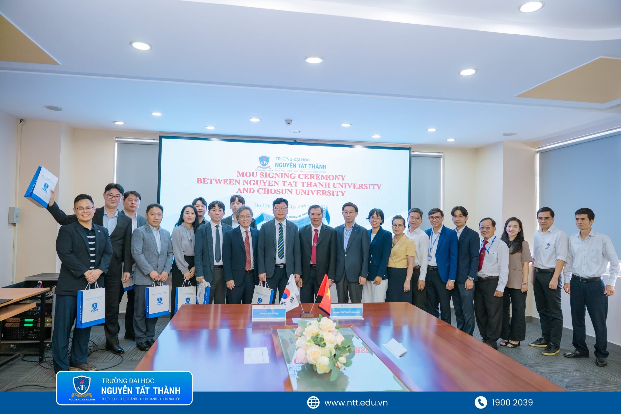 Trường ĐH Nguyễn Tất Thành ký kết hợp tác với ĐH Chosun (Hàn Quốc), thúc đẩy đào tạo quốc tế và nghiên cứu Well-Agin