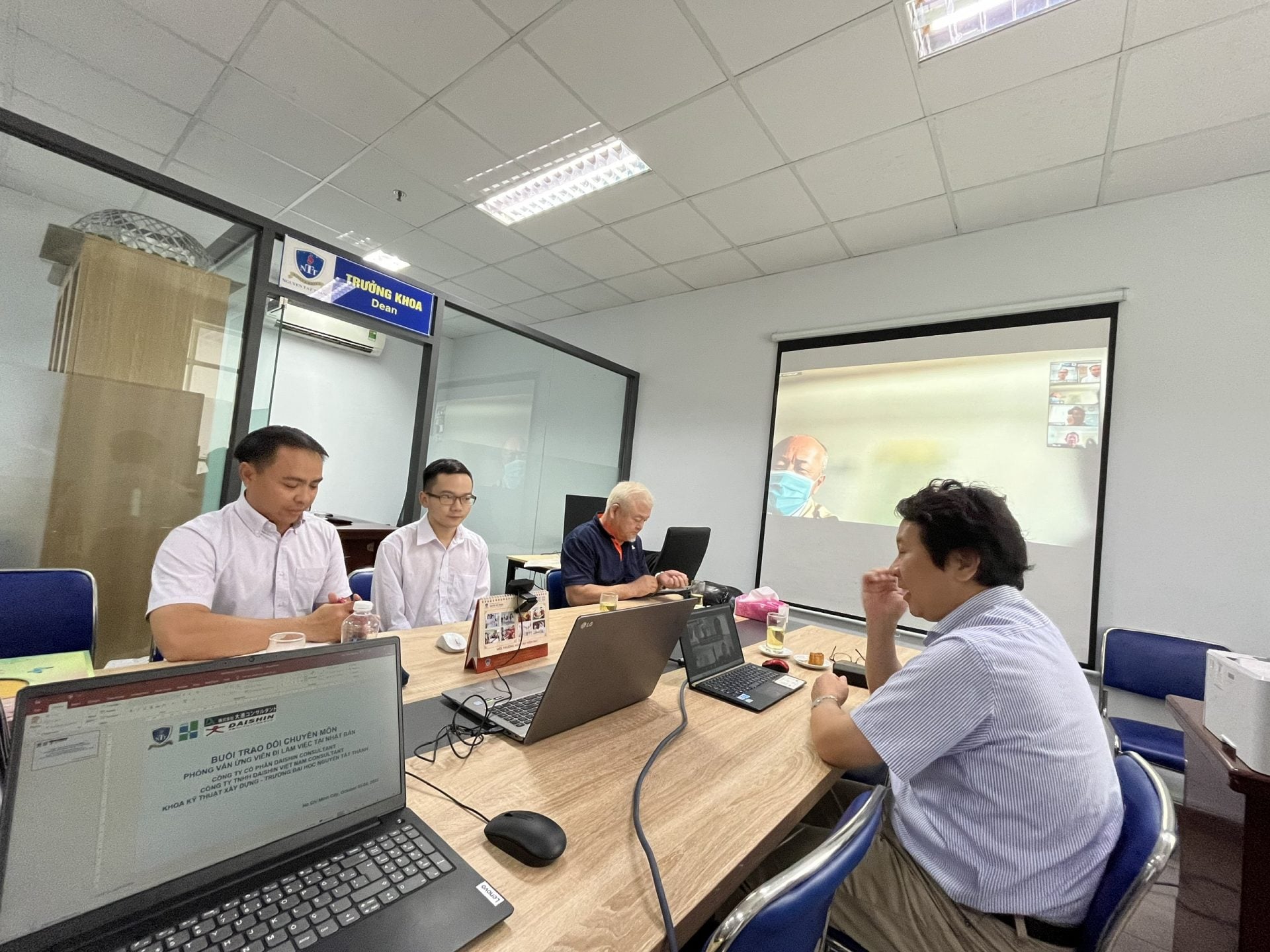 Các công ty thường xuyên phỏng vấn trực tiếp ứng viên từ Khoa để làm việc tại Nhật Bản (1)