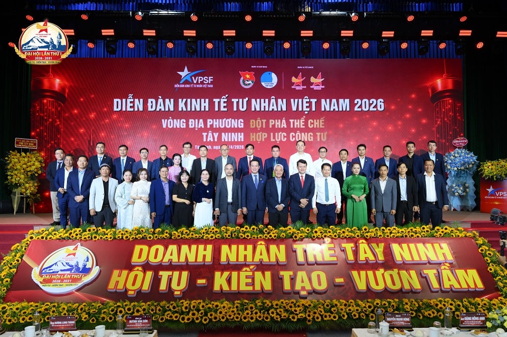 Đoàn đại biểu NTTU tham dự Diễn đàn Kinh tế tư nhân tỉnh Tây Ninh