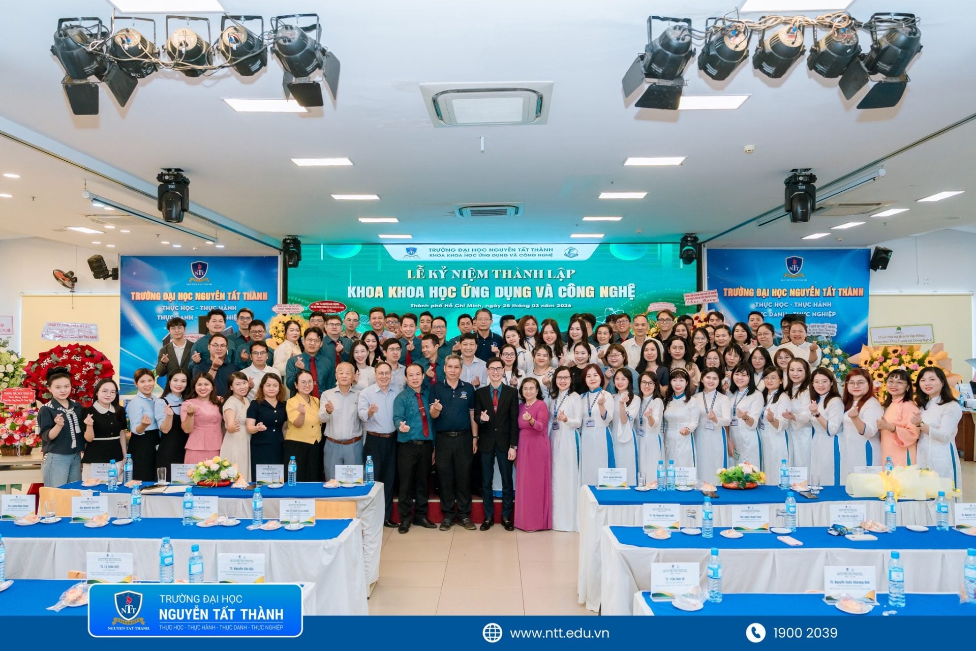 Khoa Khoa học Ứng dụng và Công nghệ, Trường Đại học Nguyễn Tất Thành xây dựng môi trường học thuật gắn với đào tạo, nghiên cứu khoa học và đổi mới sáng tạo.