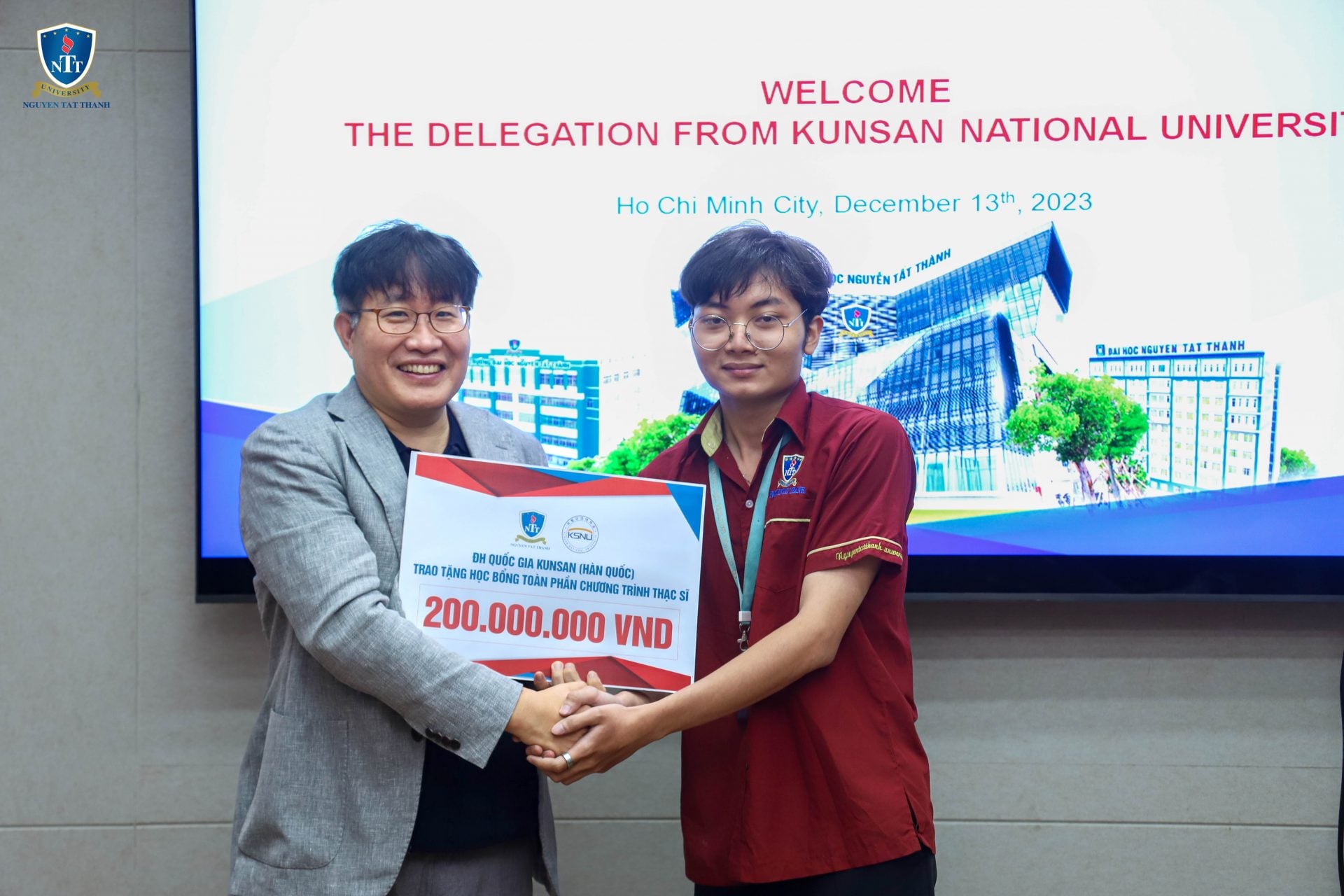 Sinh viên nhận học bổng du học Hàn Quốc