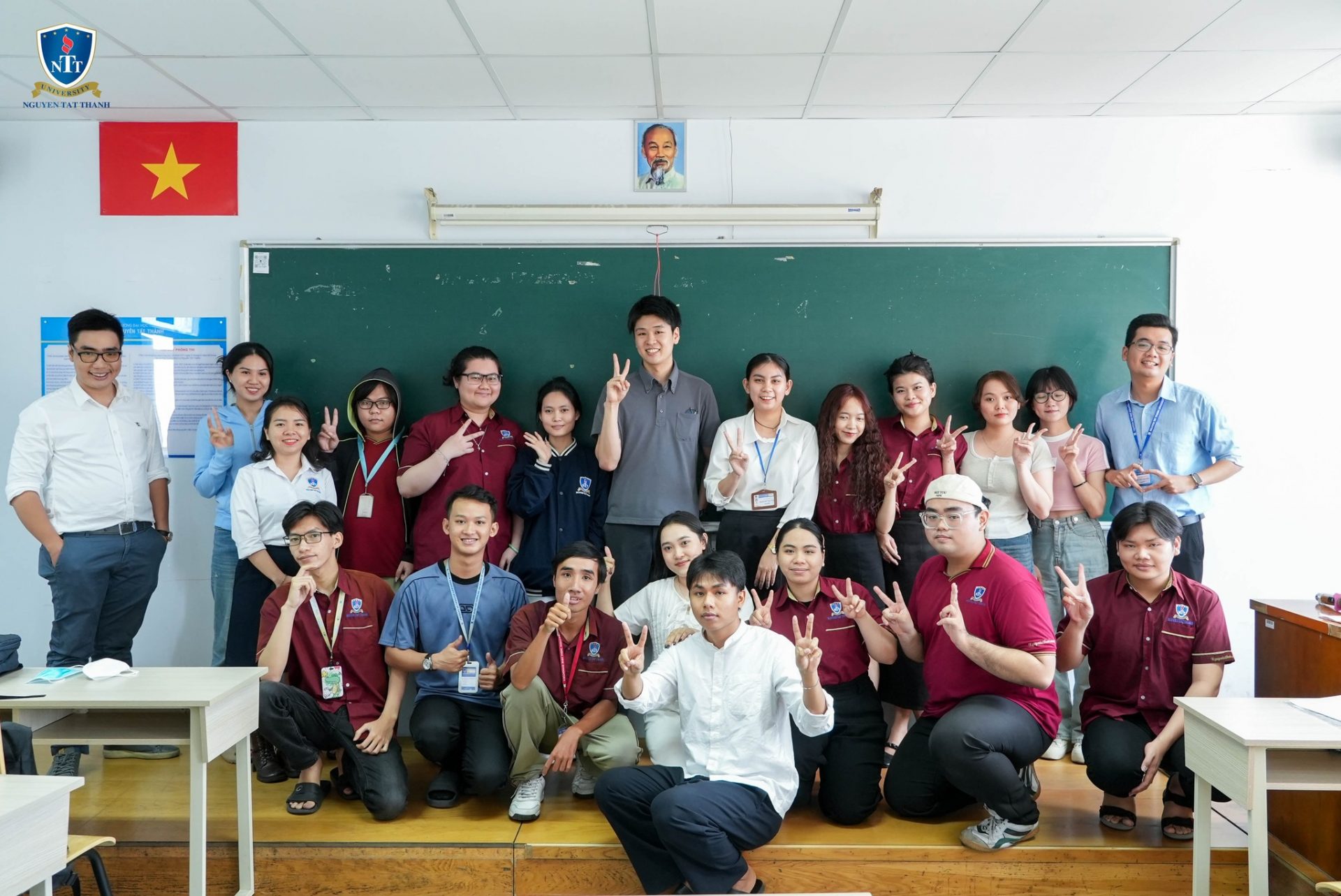 Giảng viên bản xứ trực tiếp giảng dạy tại Khoa Ngoại ngữ – Trường Đại học Nguyễn Tất Thành, mang đến môi trường học tập chuẩn ngôn ngữ và văn hóa cho sinh viên.
