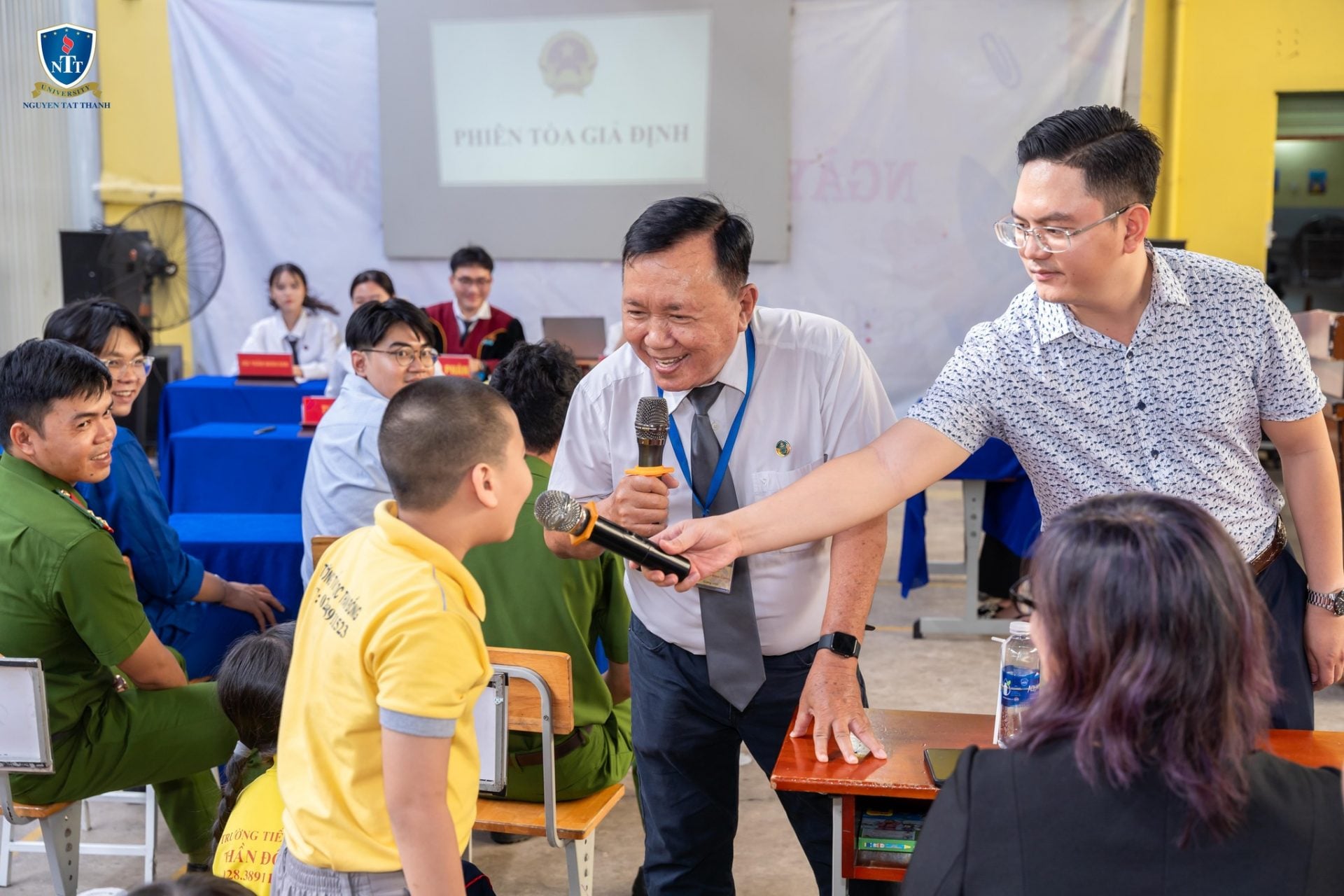 Sinh viên Khoa Luật – Trường ĐH Nguyễn Tất Thành tham gia phiên tòa giả định và hoạt động tranh biện nhằm rèn luyện tư duy pháp lý và kỹ năng xử lý tình huống