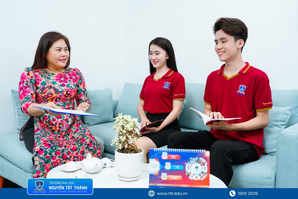 Học cách “chữa lành” vết thương tâm lý cùng ngành Tâm lý học