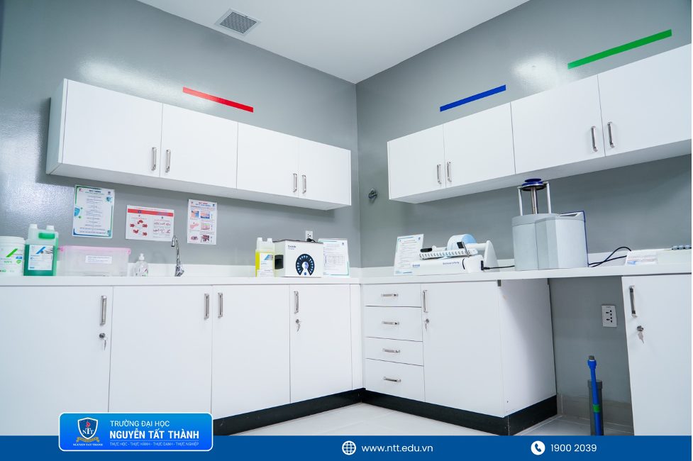  Khu Khử khuẩn – Tiệt khuẩn (CSSD) theo chuẩn quốc tế CDC