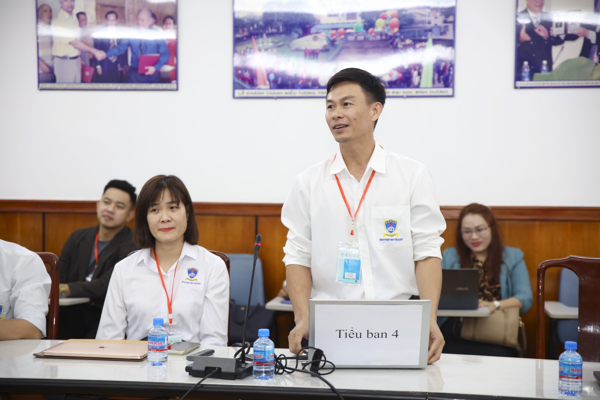 Đại diện NTTU chia sẻ tại phiên thảo luận