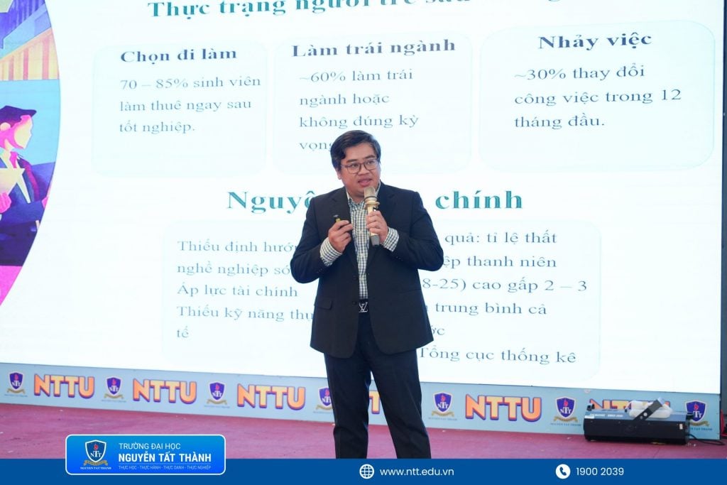 Ông Huỳnh Trọng Văn 