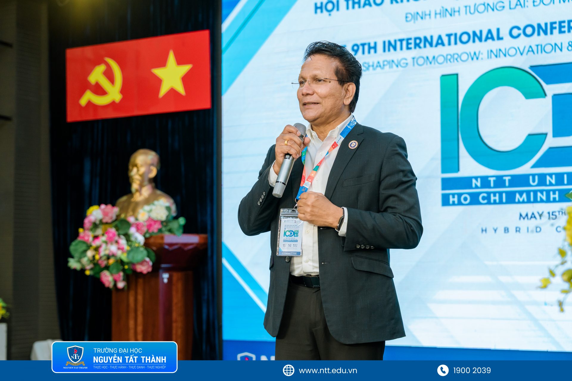 GS.TS. Premkumar Rajagopal – Hiệu trưởng MUST – chia sẻ góc nhìn về “tương lai có khả năng chống chịu” dưới tác động của AI và chuyển đổi xanh