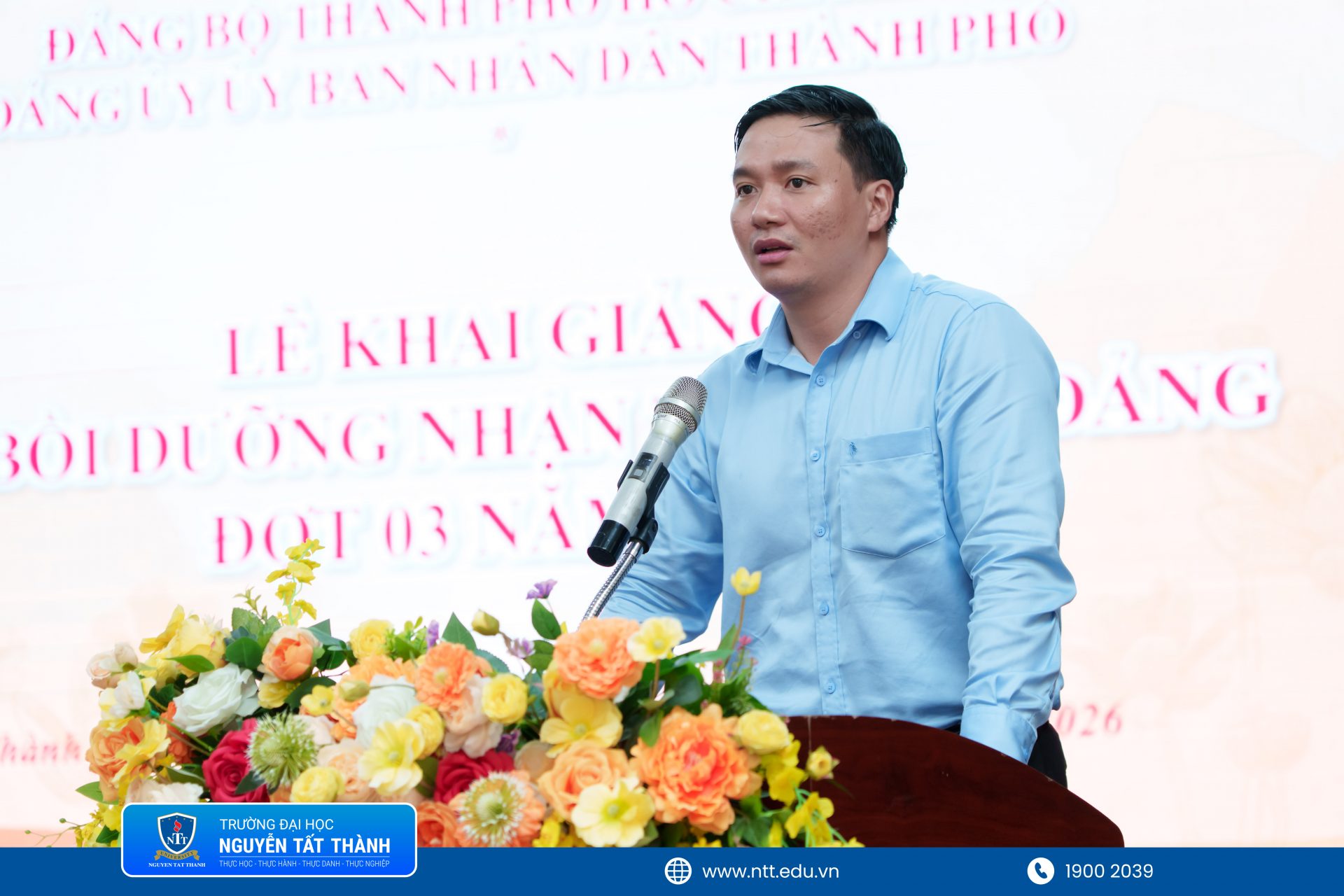 NTTU-lop-nhan-thuc-dang
