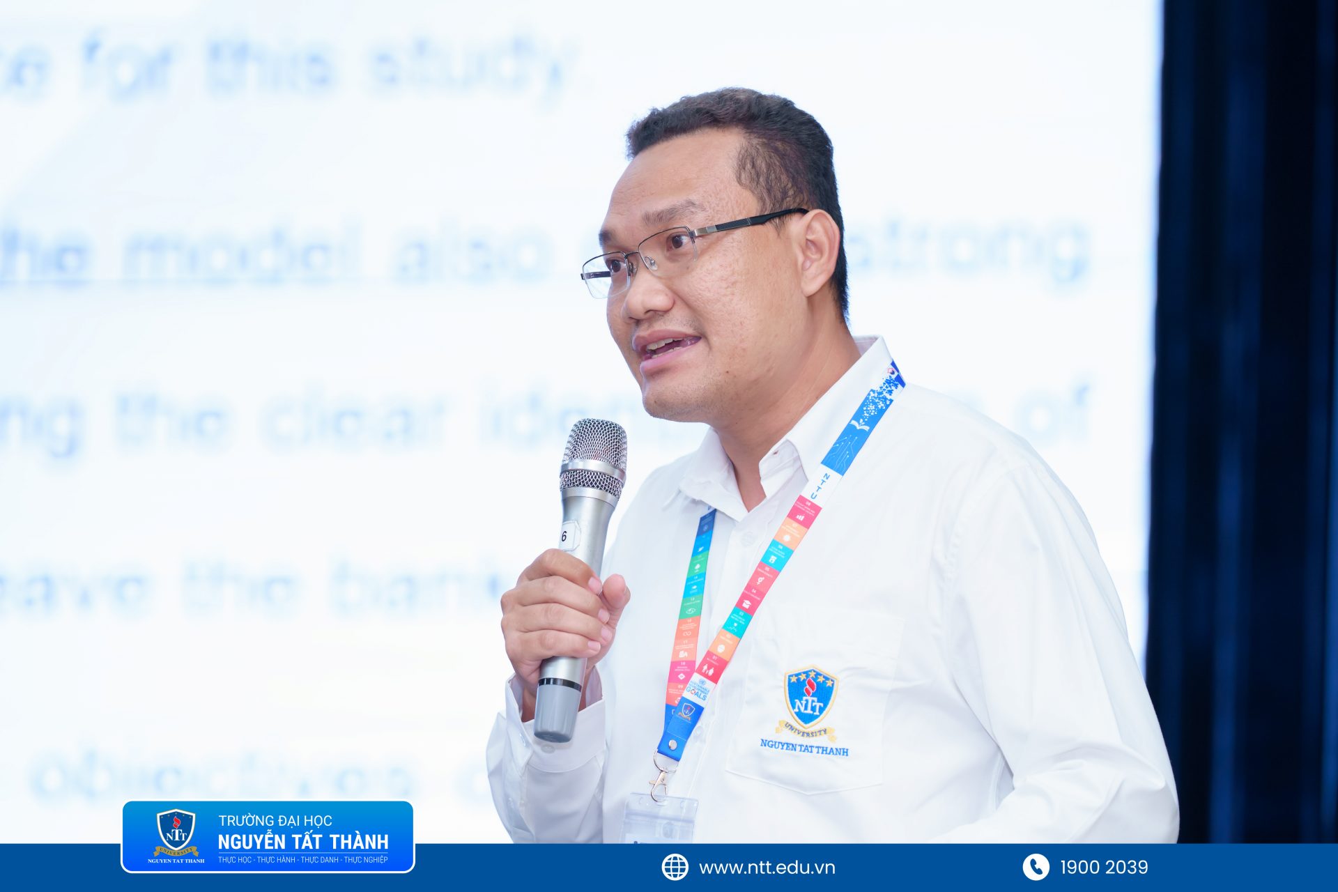 Các phiên tham luận tại ICDI-2026 tập trung thảo luận nhiều vấn đề nóng như AI, ESG, logistics bền vững, dữ liệu và chuyển đổi số trong giáo dục đại học