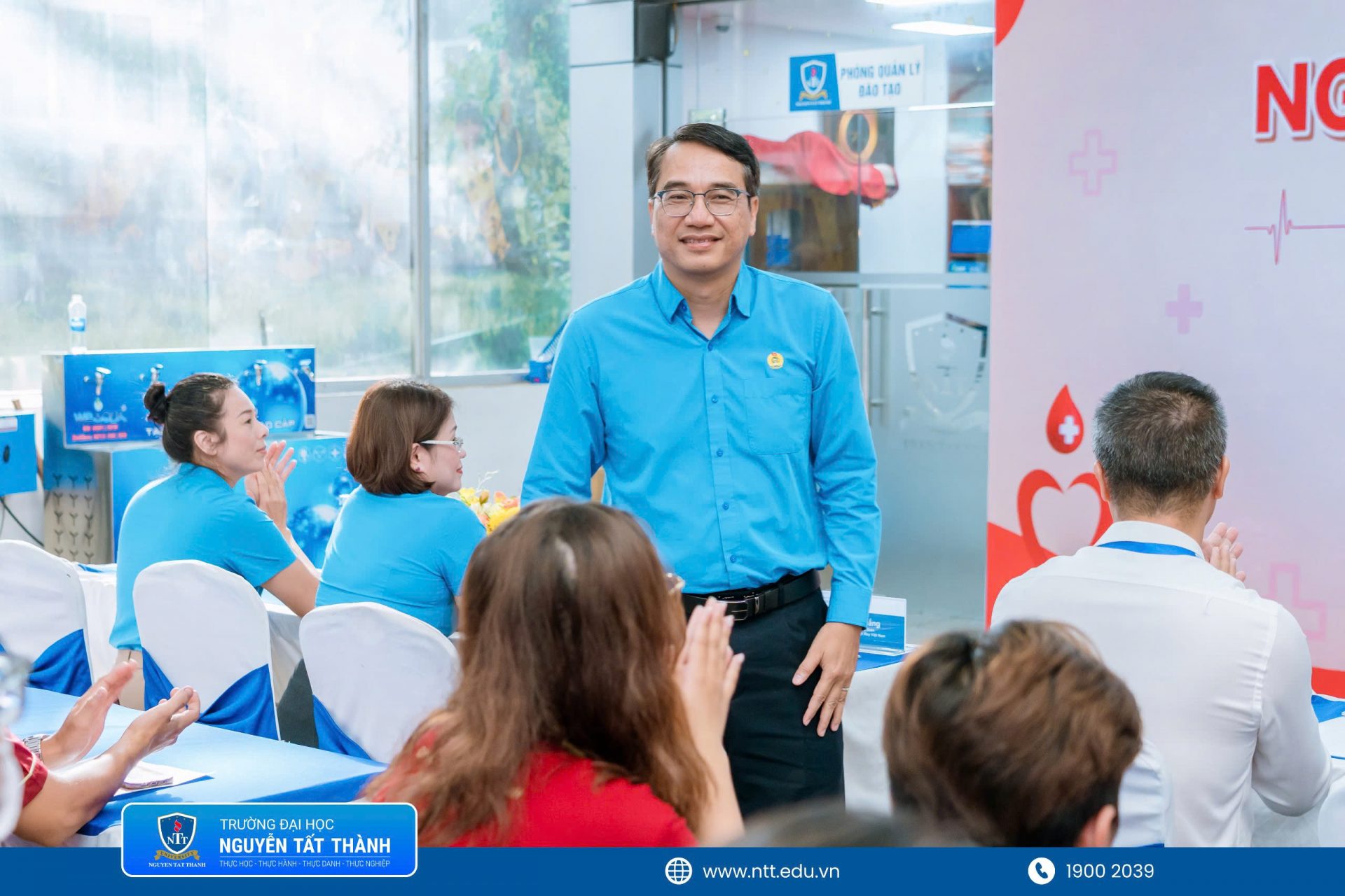 Hơn 500 đơn vị máu được tiếp nhận tại “Ngày Tình nguyện Đỏ” năm học 2025 – 2026