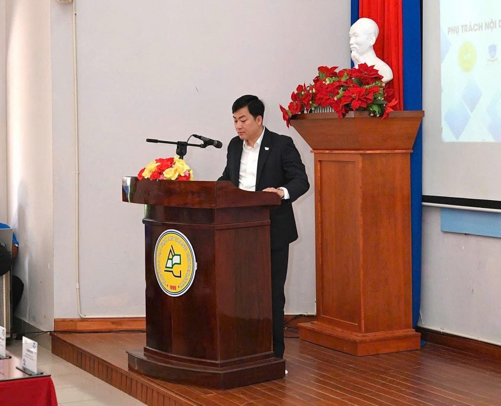 TS. Nguyễn Hữu Trí 