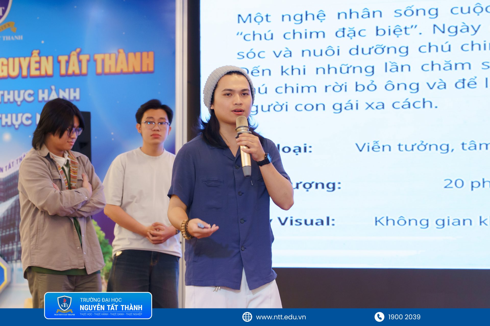 Hội đồng chuyên môn phản biện, góp ý cho các dự án phim và nhạc phim trẻ sau phần pitching của sinh viên tại vòng Pitching Kính Vạn Hoa – Creative Lab mùa 3.