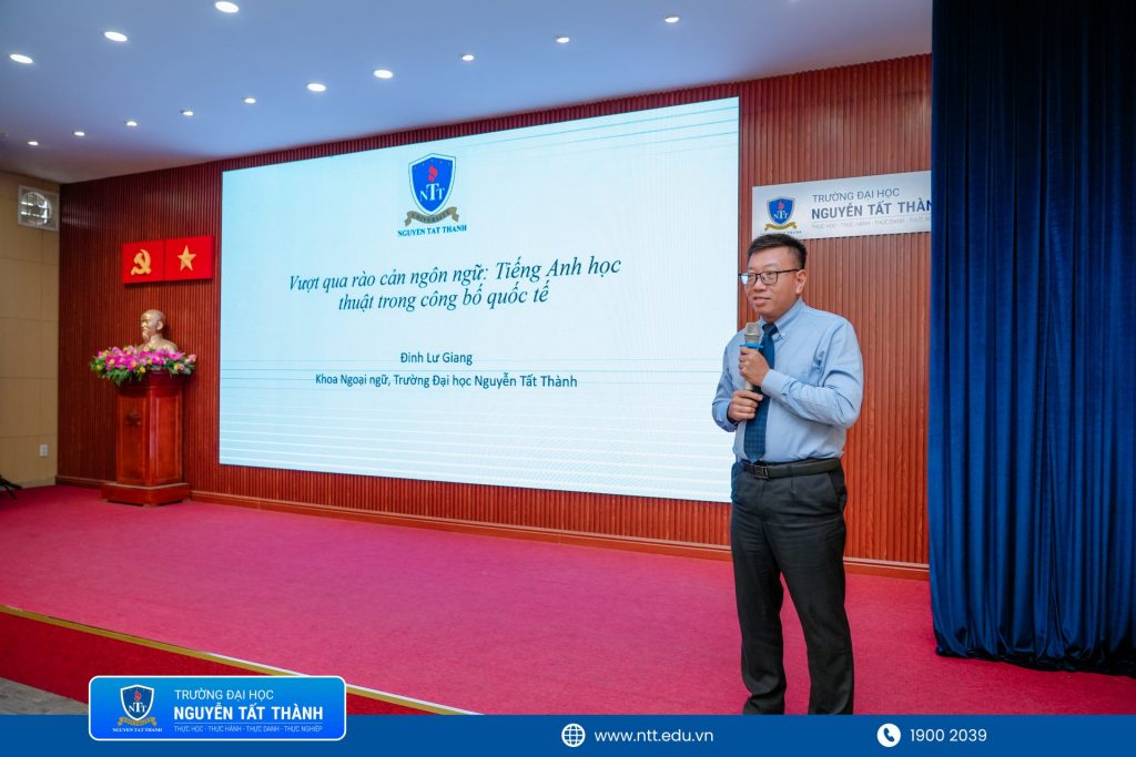 TS. Đinh Lư Giang