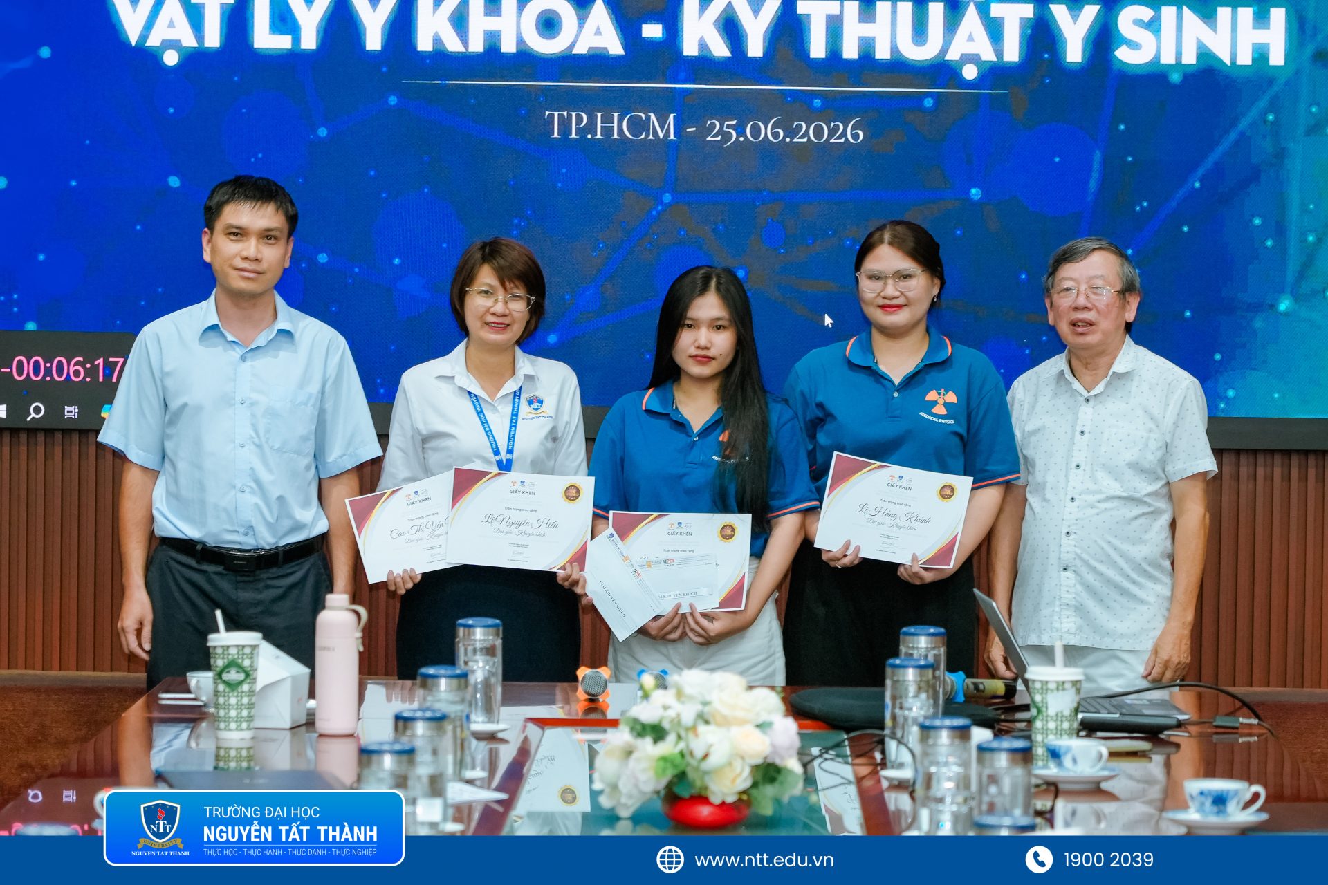 Hoi nghi khoa hoc sinh vien