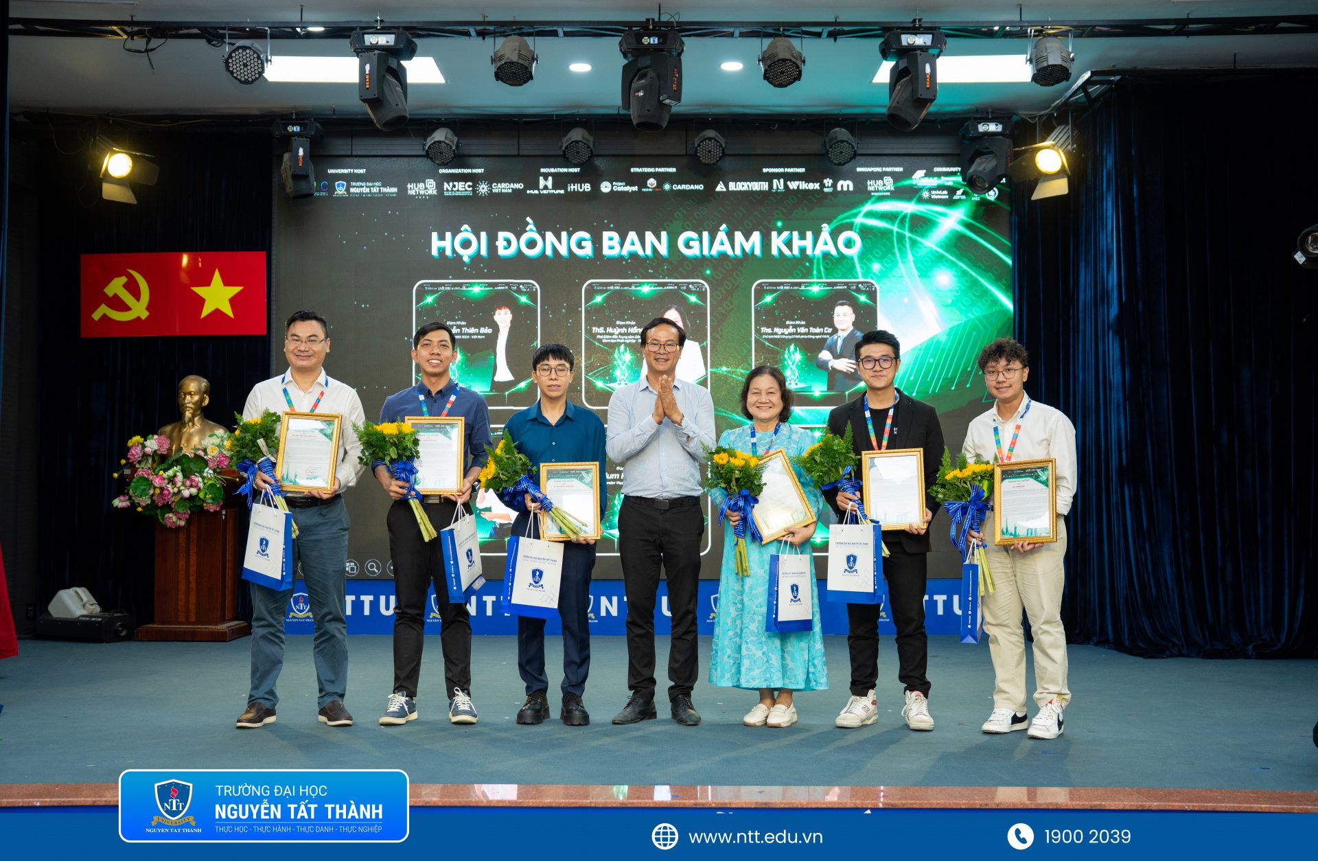 Tri ân Ban Giám khảo Vòng Chung kết Cuộc thi CARDANO SEA HACKATHON 2026