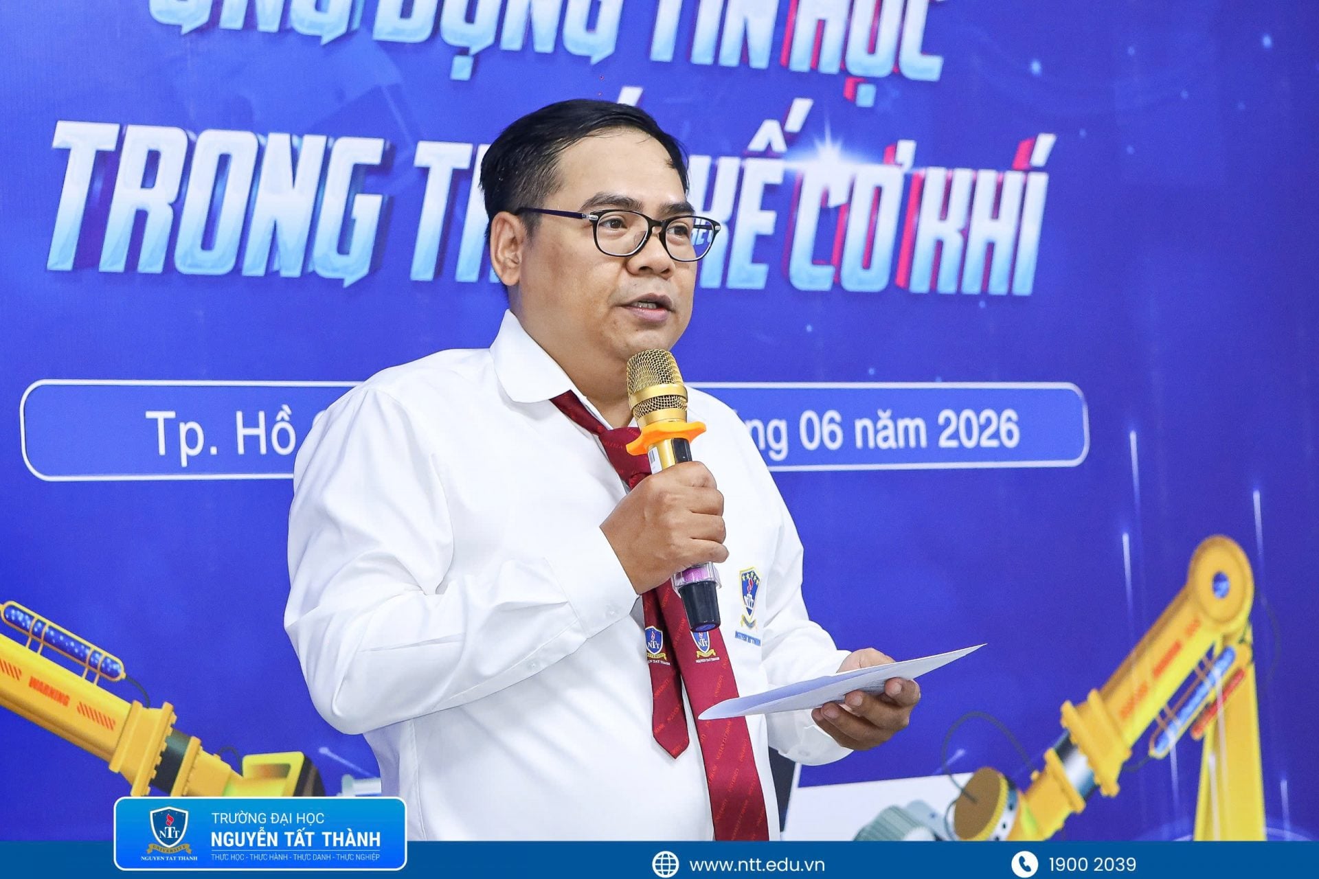 PGS.TS Nguyễn Hữu Thọ – Trưởng Bộ môn Cơ khí chế tạo máy, đại diện Ban tổ chức – chia sẻ về mục tiêu đưa công nghệ thiết kế hiện đại vào hoạt động đào tạo và rèn luyện kỹ năng nghề nghiệp cho sinh viên