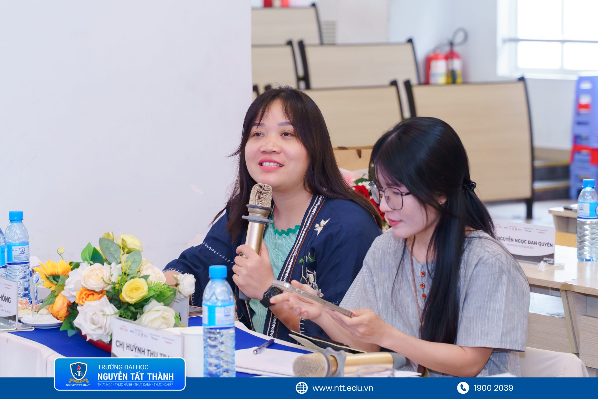 Hội đồng chuyên môn phản biện, góp ý cho các dự án phim và nhạc phim trẻ sau phần pitching của sinh viên tại vòng Pitching Kính Vạn Hoa – Creative Lab mùa 3.