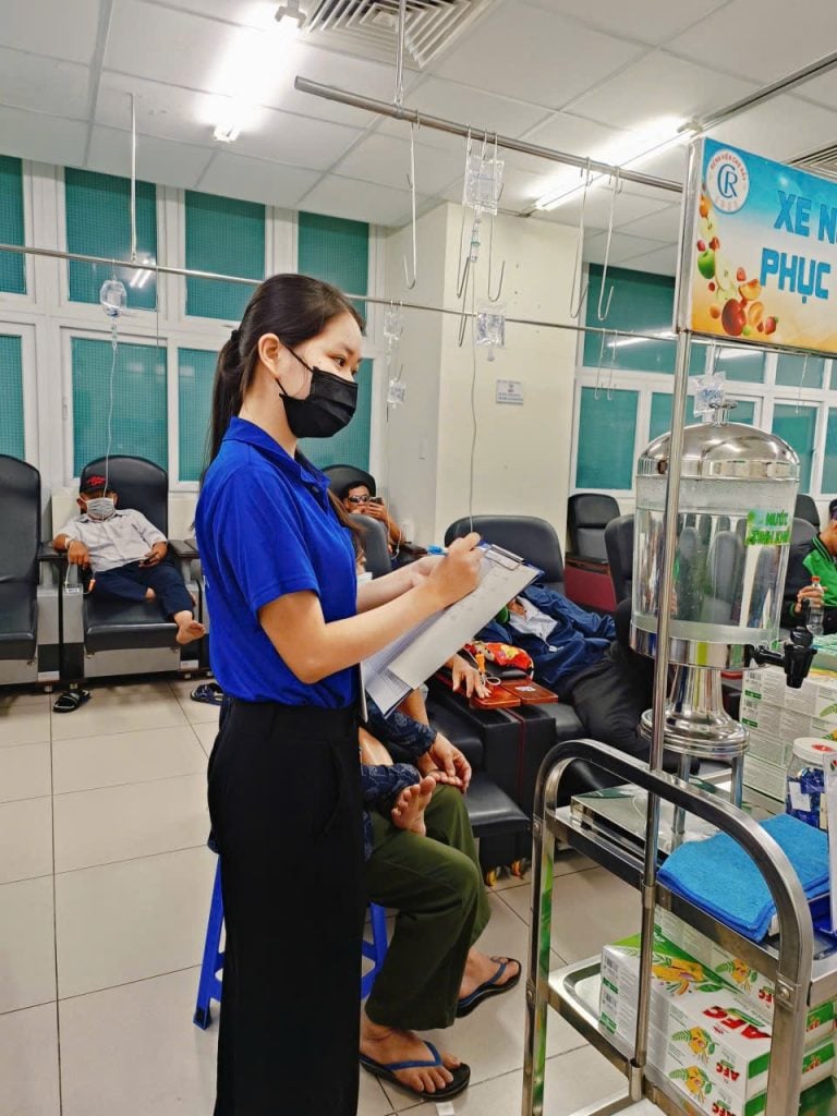 Hỗ trợ y tế