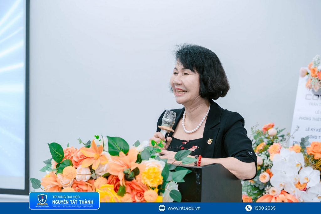 PGS.TS. Trần Thị Hồng