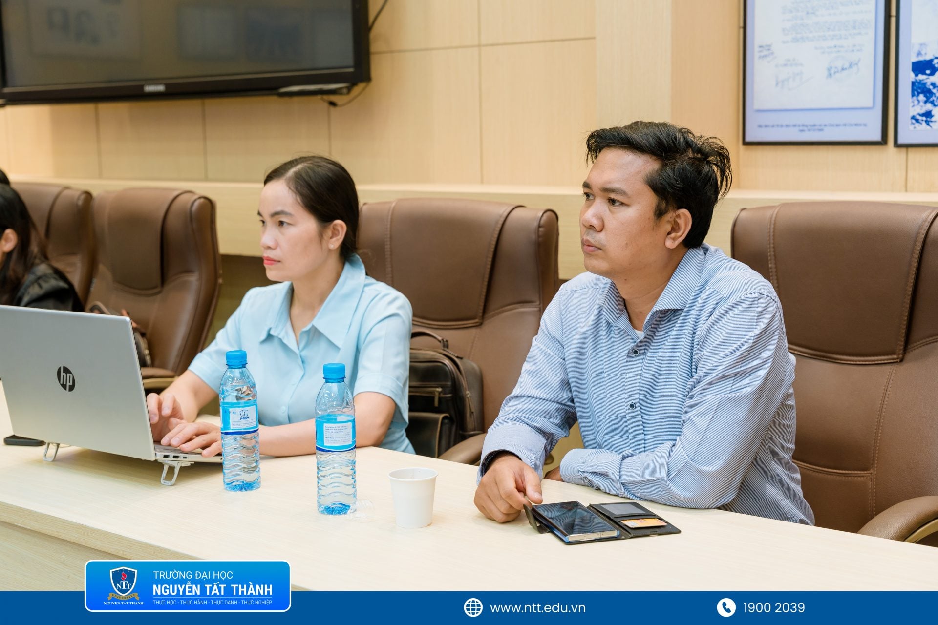 Seminar thu hút đông đảo giảng viên, nghiên cứu sinh và học viên cao học tham dự, cho thấy sự quan tâm đối với hoạt động nghiên cứu khoa học và môi trường học thuật sau đại học tại Trường Đại học Nguyễn Tất Thành