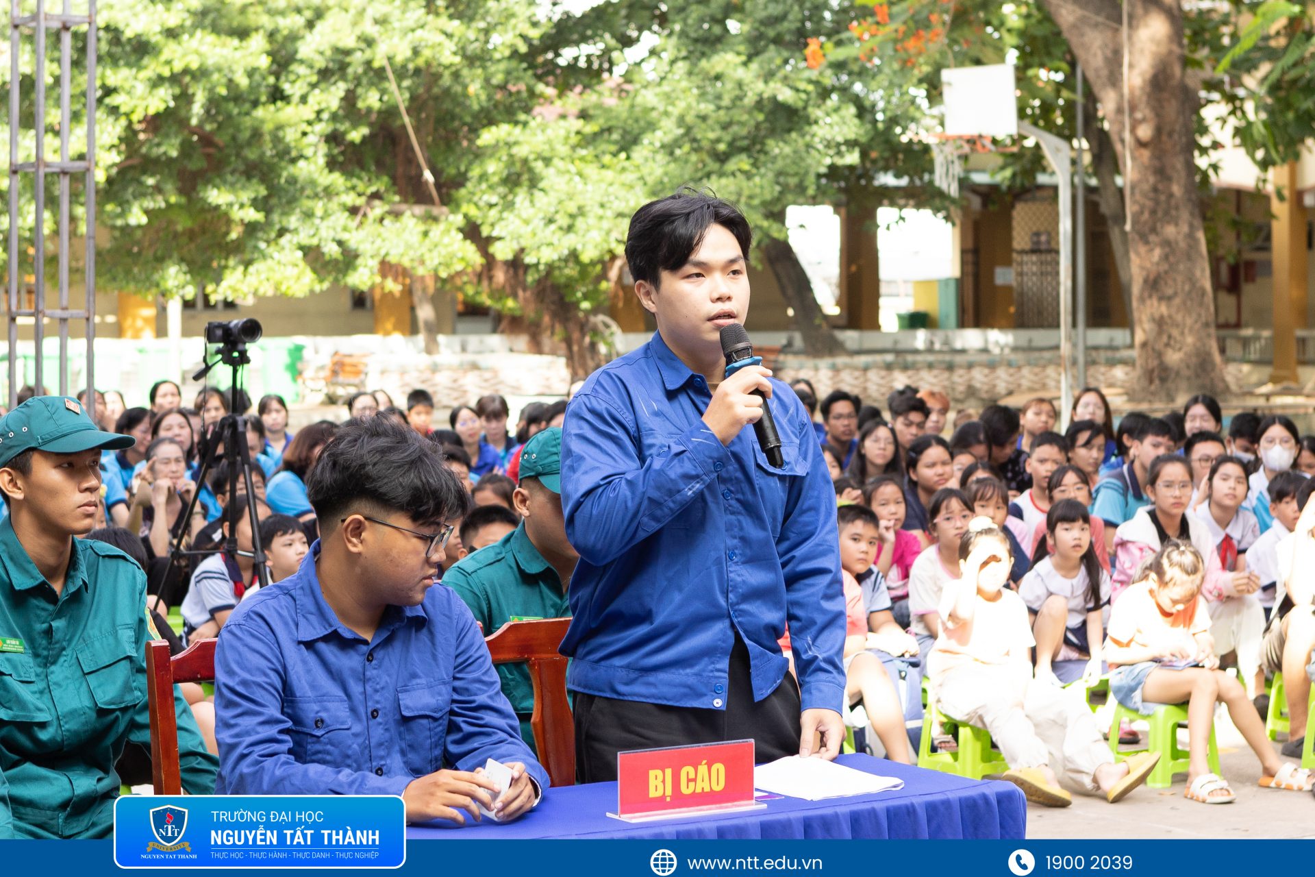Sinh viên Khoa Luật NTTU đưa pháp luật vào đời sống qua phiên tòa giả định