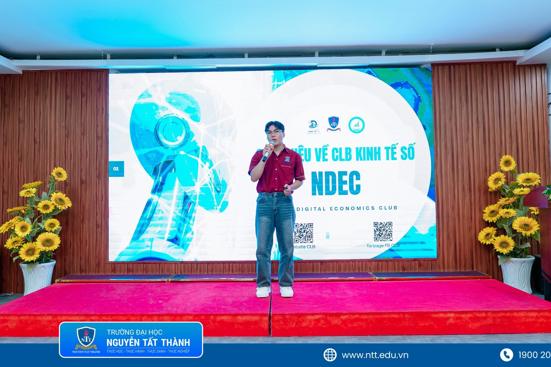 SV Lương Nguyễn Gia Huy – Chủ nhiệm Câu lạc bộ Kinh tế số NTTU giới thiệu định hướng hoạt động và cơ hội dành cho sinh viên khi tham gia câu lạc bộ