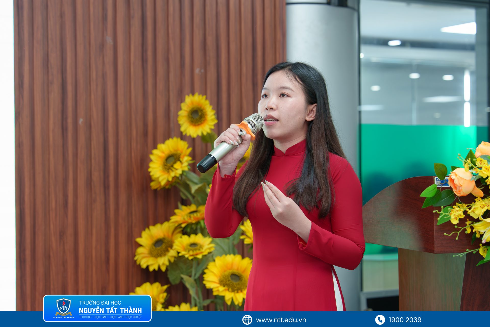 Từ TikTok, AI đến du lịch bền vững: Sinh viên Khoa Du lịch NTTU bắt nhịp trend thị trường
