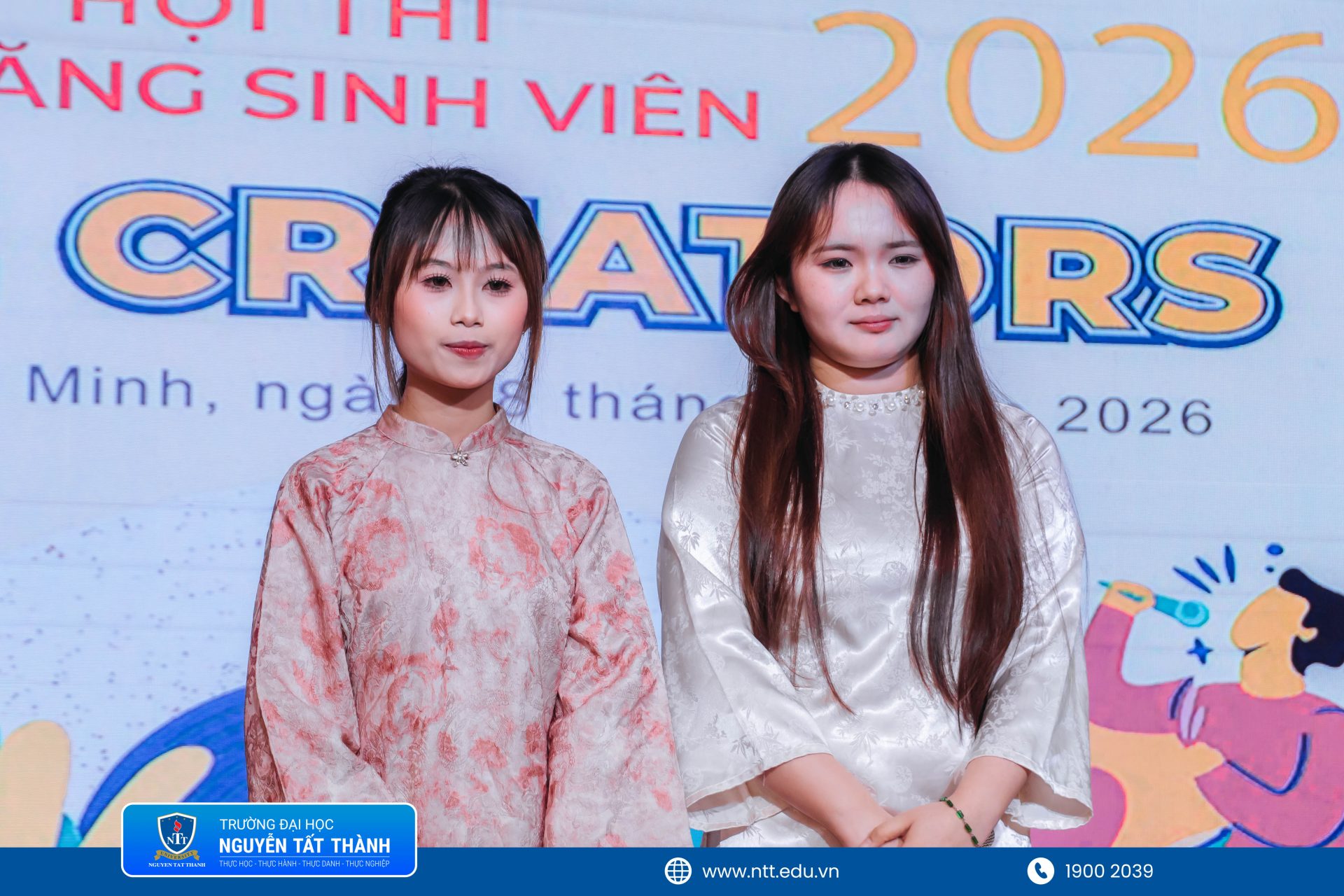 Ba giải Nhất ở các hạng mục gọi tên “Non Nước Hữu Tình” của Nguyễn Ngọc Đan Thuỳ và Trần Thu Phương (ca hát), “Hơn Cả Giấc Mơ” của BC CREW (biểu diễn vũ đạo) và “TRO NỞ MẦM” của nhóm sinh viên K24, K25 ngành Thiết kế Nội thất (Thời trang & Sản phẩm sáng tạo).