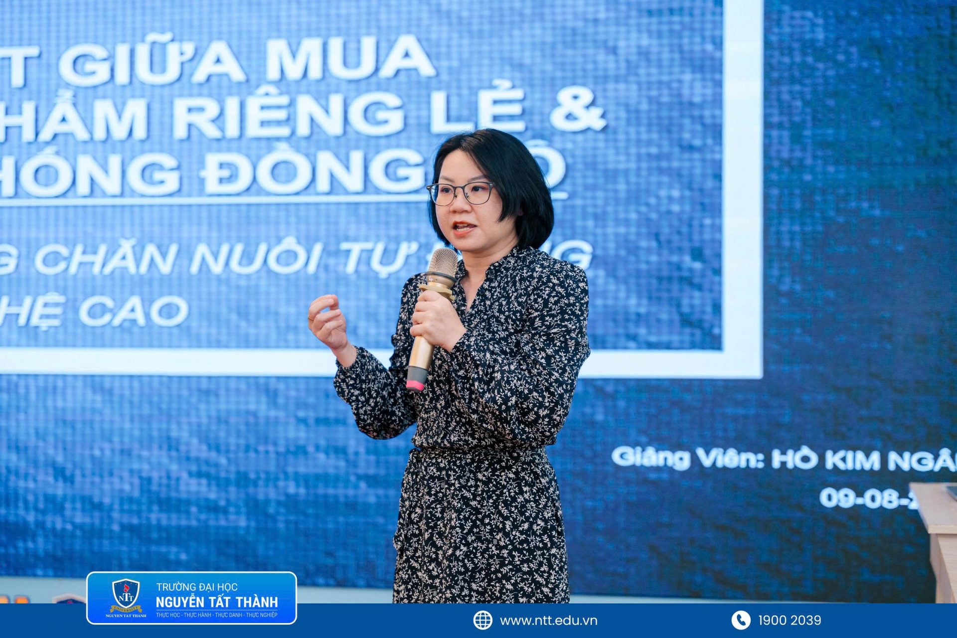 Dr. Ho Kim Ngan – corporate lecturer shares a real-world case study on synchronized procurement operations for high-tech automated livestock farming models