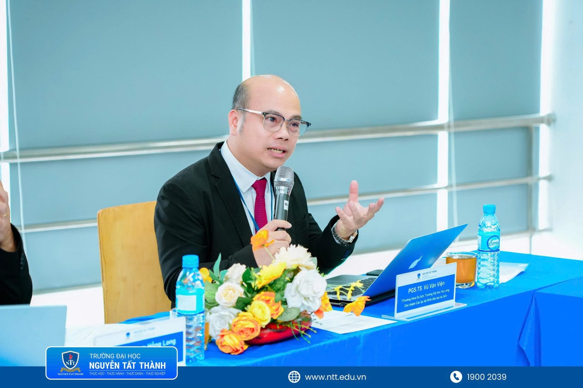 Các đại biểu trao đổi, thảo luận sôi nổi tại Phiên Tổng thể và các Tiểu ban, góp thêm nhiều góc nhìn về định vị và phát triển thương hiệu điểm đến Việt Nam trong bối cảnh mới.