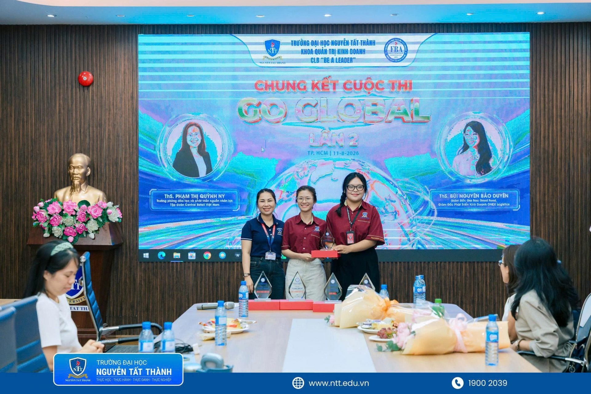 Các đội thi xuất sắc được vinh danh tại Go Global lần 2, ghi nhận những ý tưởng sáng tạo, khả năng storytelling và bản lĩnh thuyết trình, phản biện của sinh viên Khoa Quản trị Kinh doanh NTTU