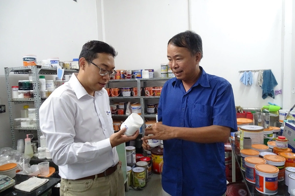 Nhóm nghiên cứu 
