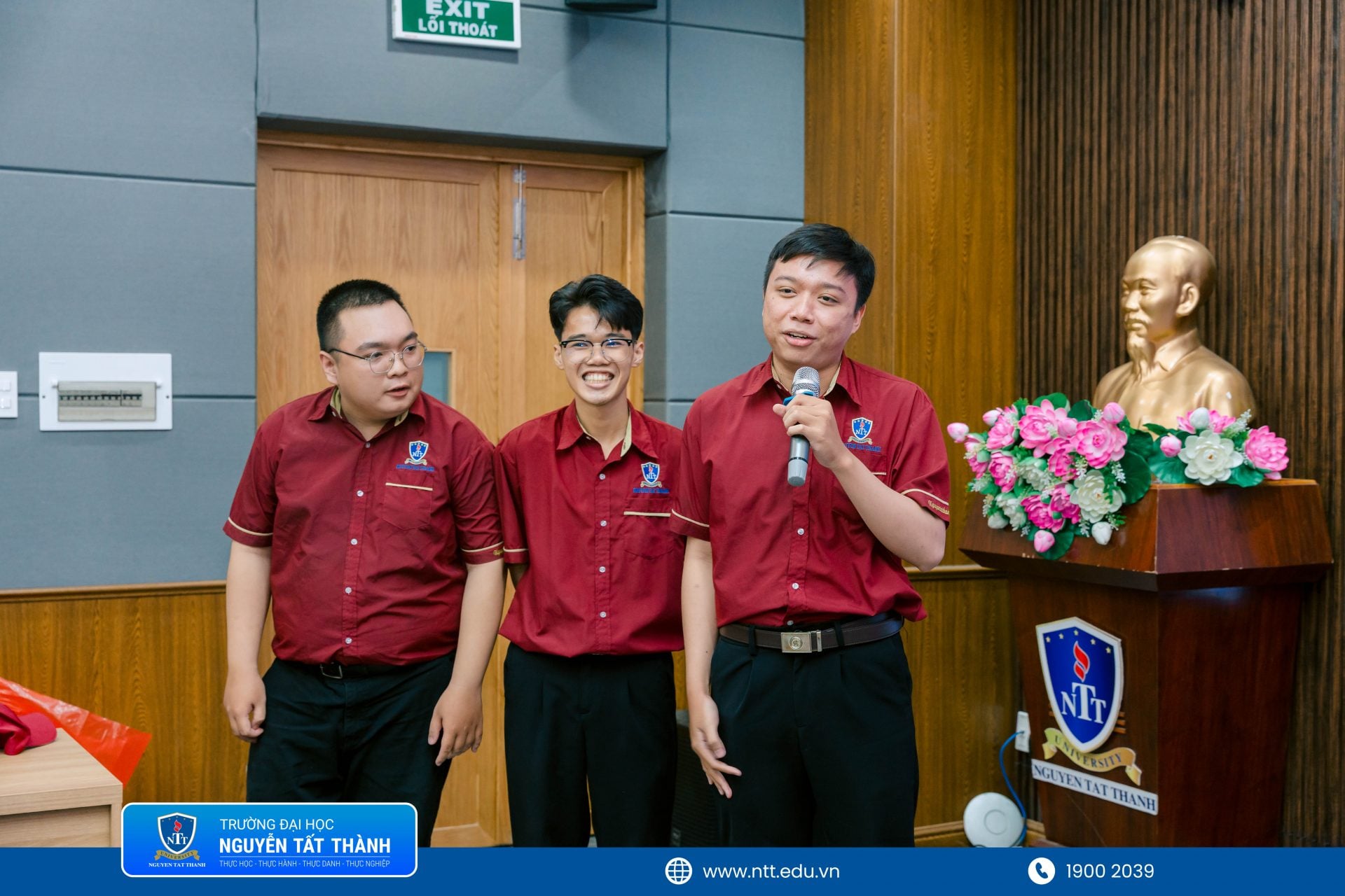 Khoa Quản trị Kinh doanh