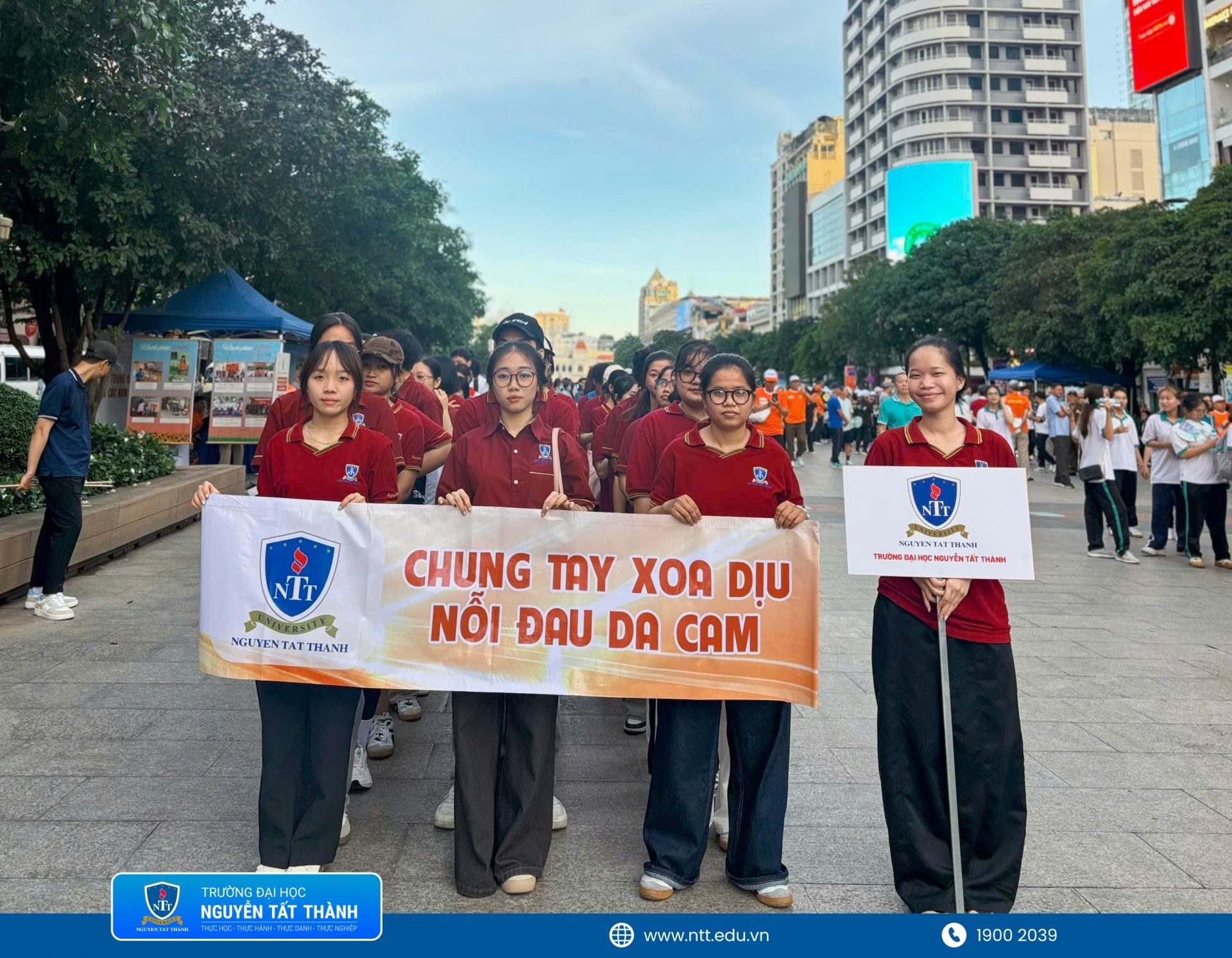 Sinh viên NTTU chung tay chăm lo hỗ trợ nạn nhân chất độc da cam