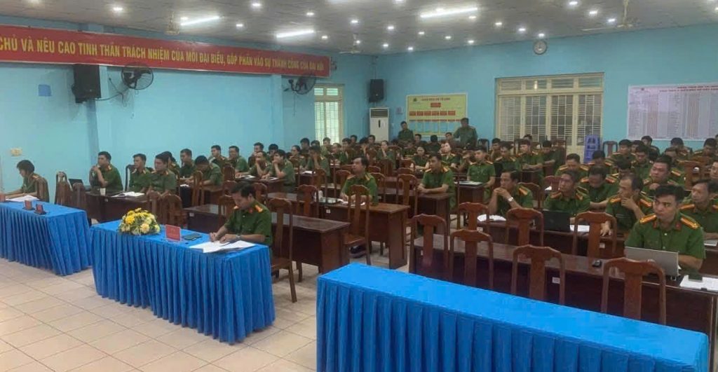 ung dung AI