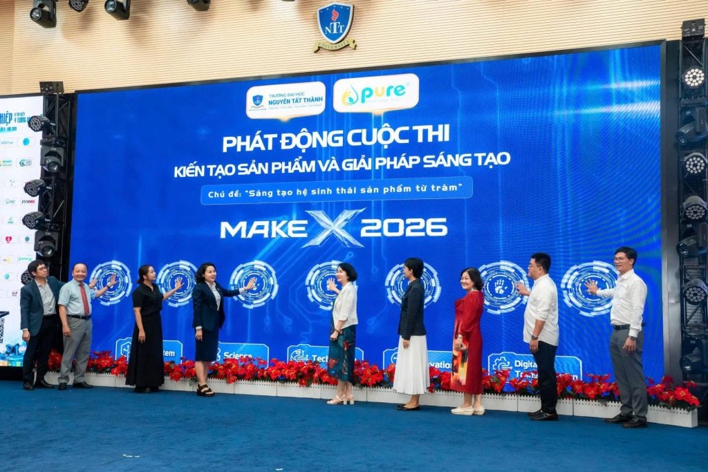 phát động