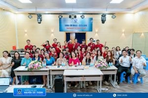 Giảng viên và sinh viên Khoa Nghệ thuật Biểu diễn, Trường Đại học Nguyễn Tất Thành tham gia seminar “Thổi hồn công nghệ vào di sản – Ứng dụng AI trong giảng dạy Âm nhạc truyền thống