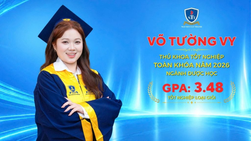 Thủ khoa Võ Tường Vy, ngành Dược học Trường Đại học Nguyễn Tất Thành, tốt nghiệp trước hạn 4 học kỳ với GPA 3,48, xếp loại Giỏi.