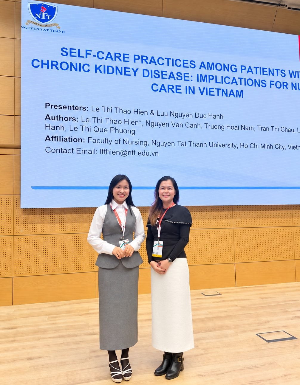 Hai đại diện Khoa Điều dưỡng NTTU tại Hội nghị quốc tế EDTNA/ERCA lần thứ 54.