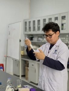 Phạm Gia Bảo, thủ khoa ngành Công nghệ sinh học Trường Đại học Nguyễn Tất Thành, tốt nghiệp loại Xuất sắc với GPA 3,68