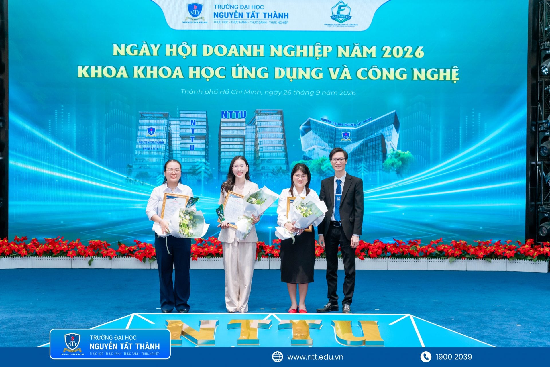 NTTU-Ngay hoi doanh nghiep