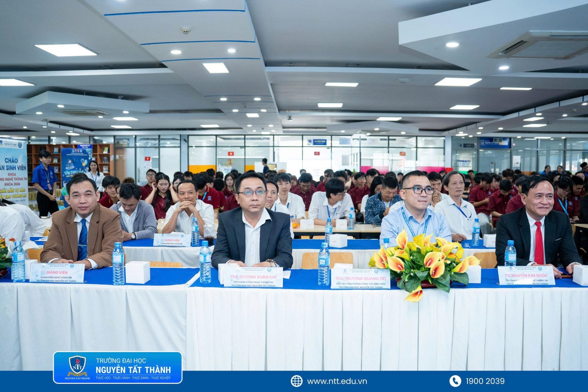 Khoa Công nghệ thông tin, Trường Đại học Nguyễn Tất Thành chào đón tân sinh viên khóa 2026, định hướng lộ trình học tập, tăng cường kết nối doanh nghiệp và mở rộng cơ hội phát triển nghề nghiệp cho sinh viên ngay từ năm nhất.