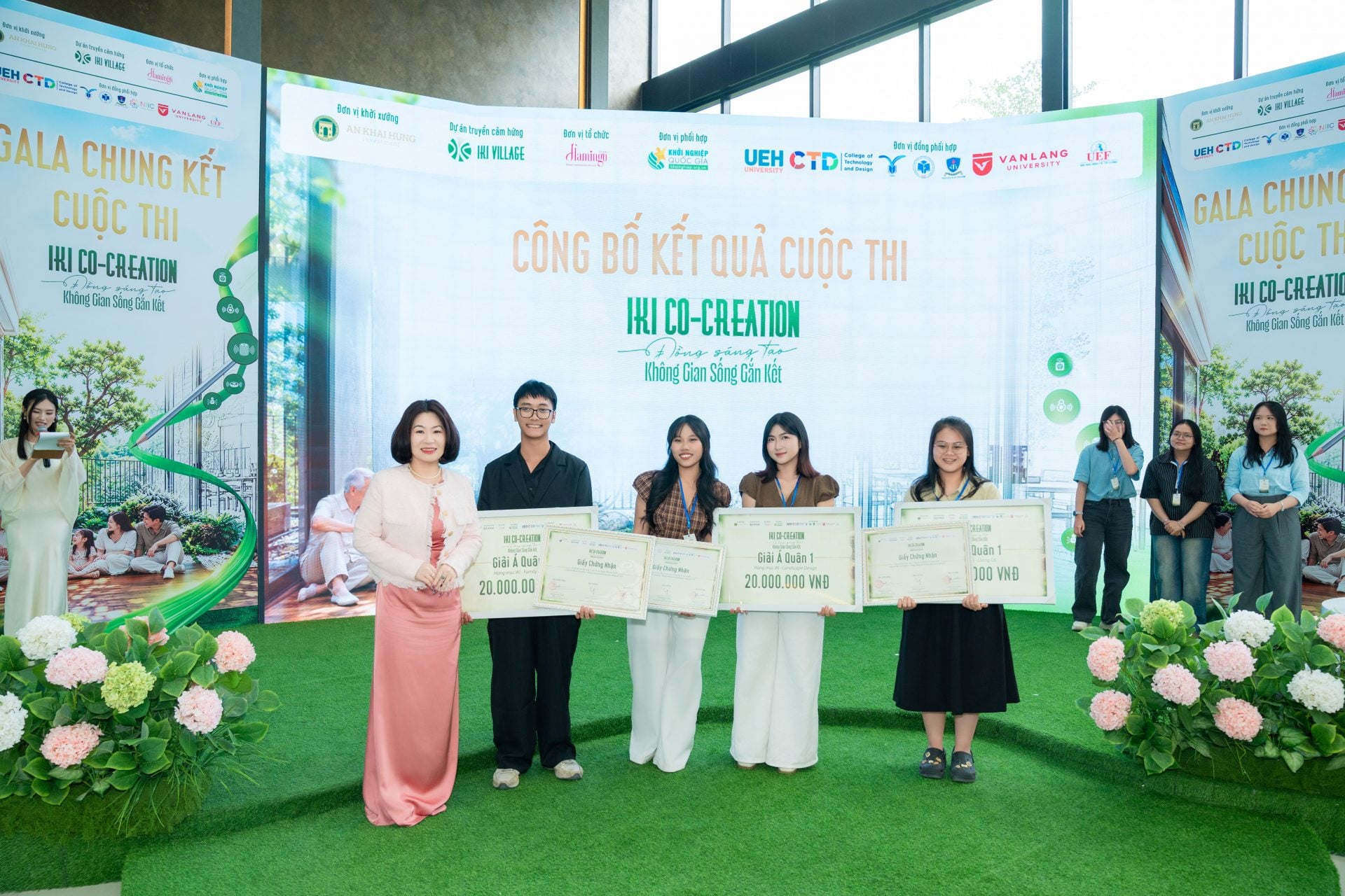 Sinh viên Trường ĐH Nguyễn Tất Thành được vinh danh