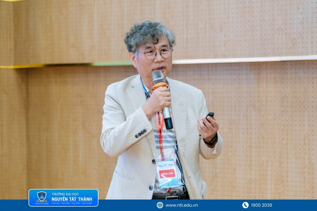 GS.TS. Hong Chang Hee