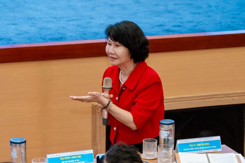 PGS.TS. Trần Thị Hồng