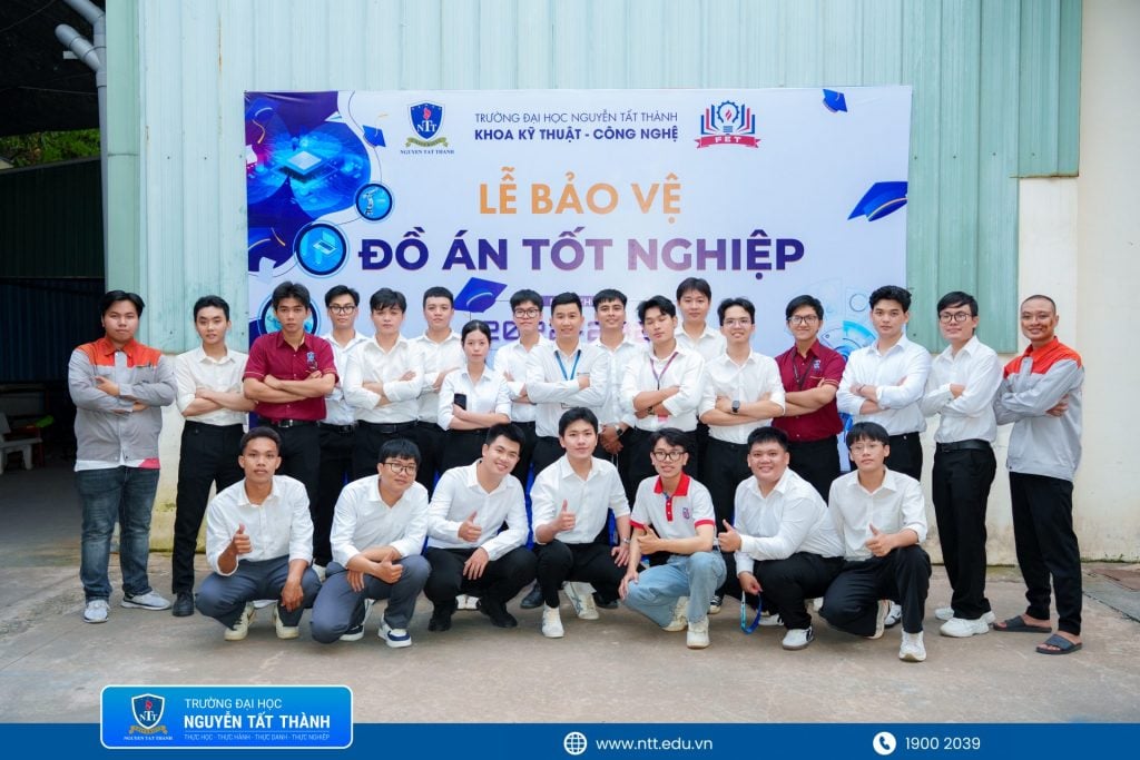 Toàn cảnh 